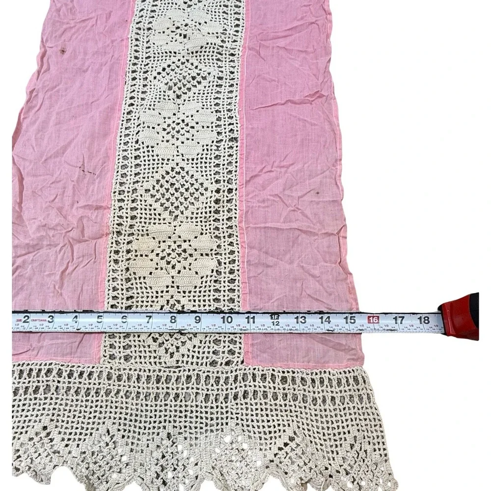 Vintage Pink Cream Crochet Lace Table Runner Handmade shabbychic cottagecore